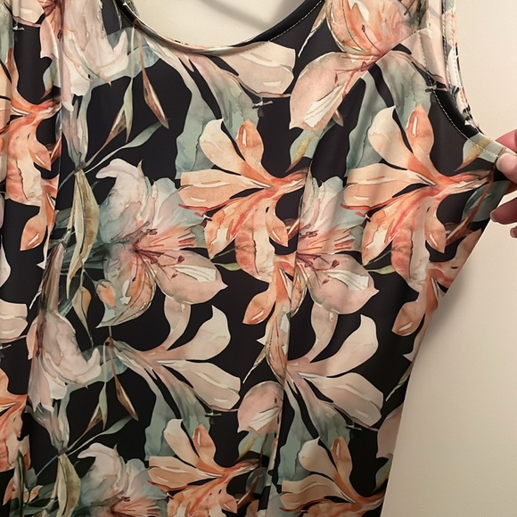 Lasagna sleeveless dress. Size 8 - Picture 6 of 8